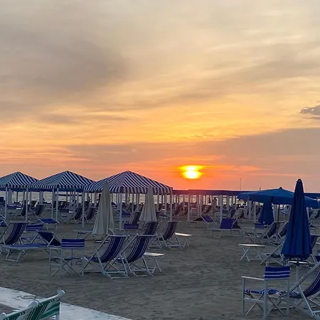 Casetta in Versilia Apartment *