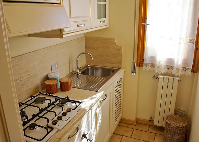 Casetta In Versilia Виареджо